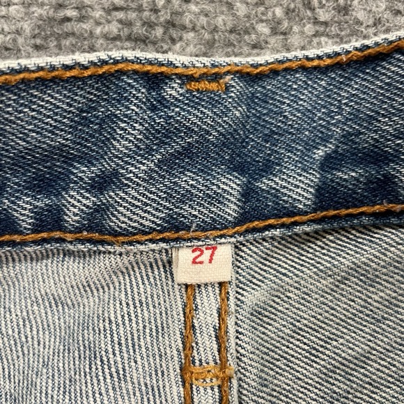 Levi's Denim Shorts Women's Size 27 Medium Wash Frayed Hem Jorts Distress Thrash - Picture 8 of 11